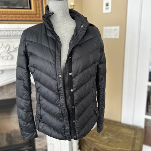 Lightweight puffer Jacket - Picture 1 of 4